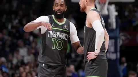 霍伊伦：C罗使我倾心曼联，对其职业生涯影响巨大。